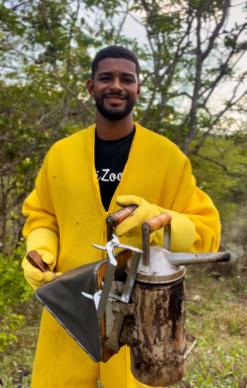 Denes - Apicultor e fundador do Apiário Nutrizoom